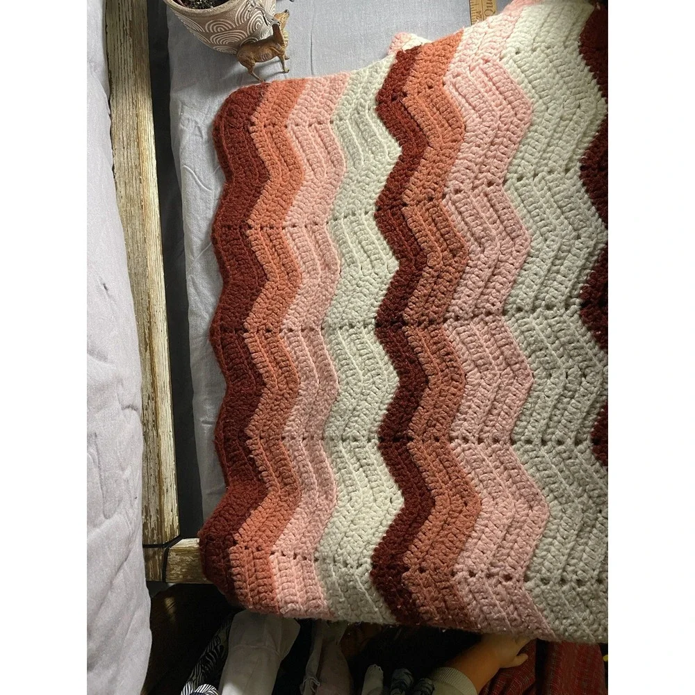 Afghan lap blanket 58